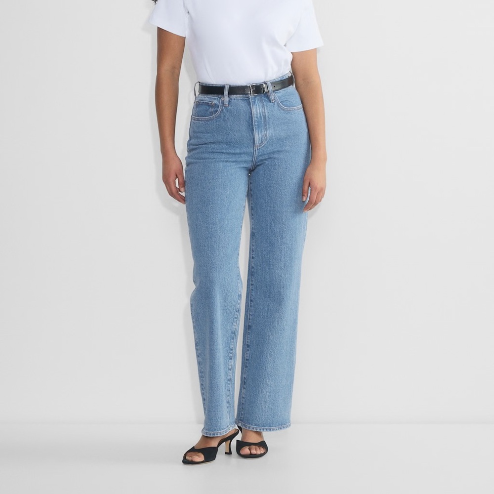 NWT Artizia Remy high rise wide leg  CURVE Jean in No-stress light blue